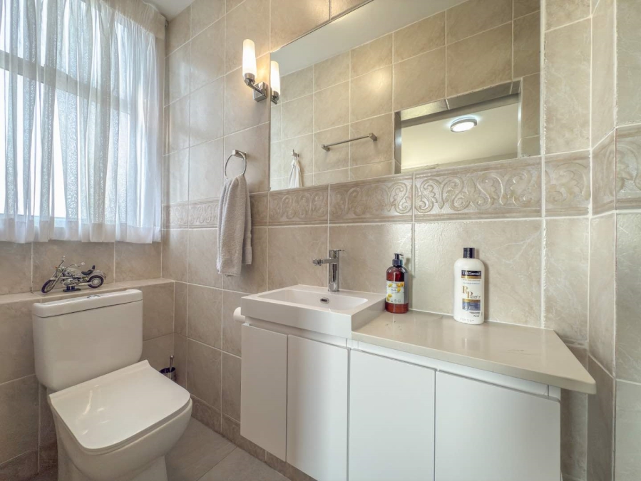 2 Bedroom Property for Sale in Milnerton Western Cape